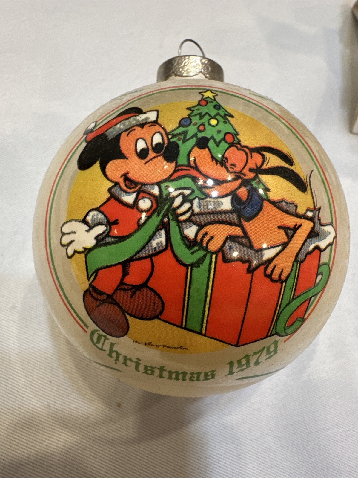 Schmid Walt Disney Christmas 1979 Santa’s Surprise Glass Mickey/pluto Ornament Schmid Walt Disney Christmas 1979 Santa’s Surprise Glass Mickey/pluto Ornament