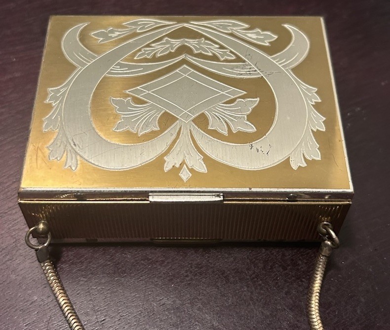 RARE 1940'S ZELL FIFTH AVE MINI PURSE CIGARETTE POWDER COMPACT LIPSTICK COMB