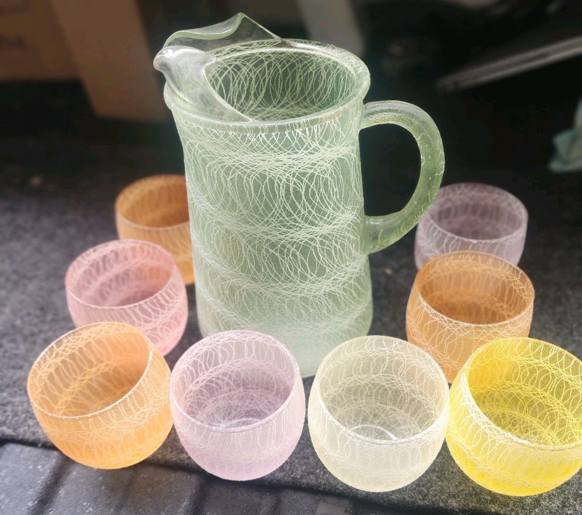 Vintage MCM 1950s Spaghetti String Pitcher, 8 Glasses