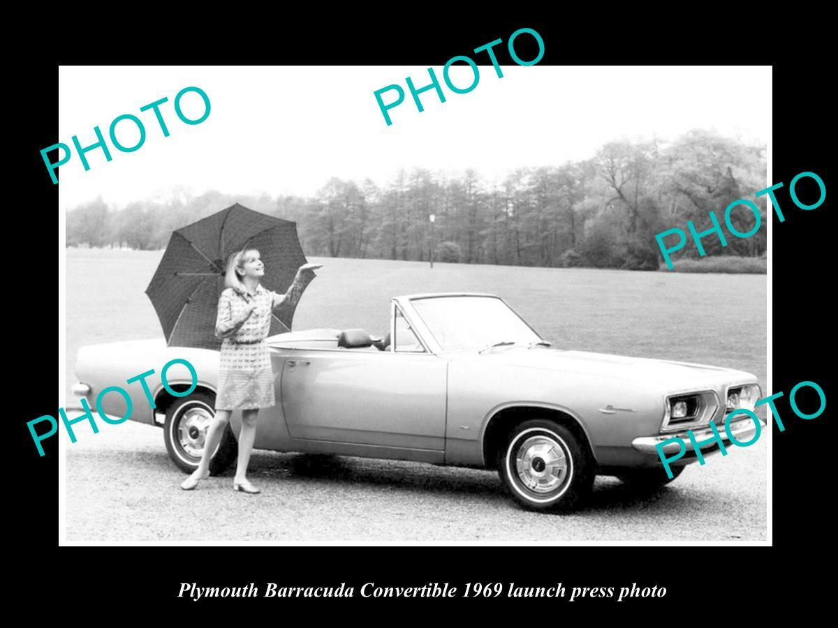 OLD 8x6 HISTORIC PHOTO OF 1969 PLYMOUTH BARRACUDA C/V LAUNCH PRESS PHOTO