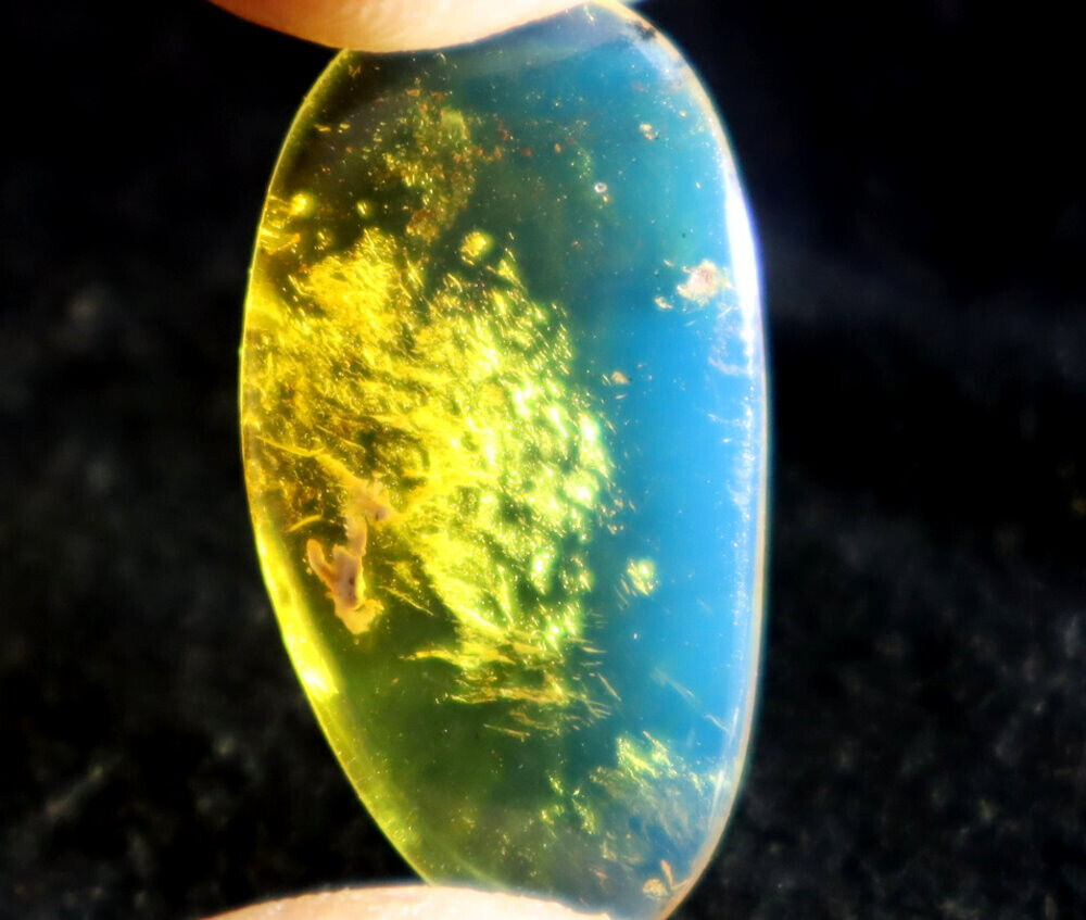 Excellent Natural Dominican Clear Sky Blue Amber Polished Pendant Stone 32mm