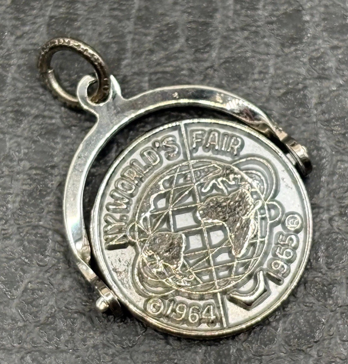Vintage 1964-1965 New York World's Fair Pendant Charm Sterling Silver Vintage 1964-1965 New York World's Fair Pendant Charm Sterling Silver