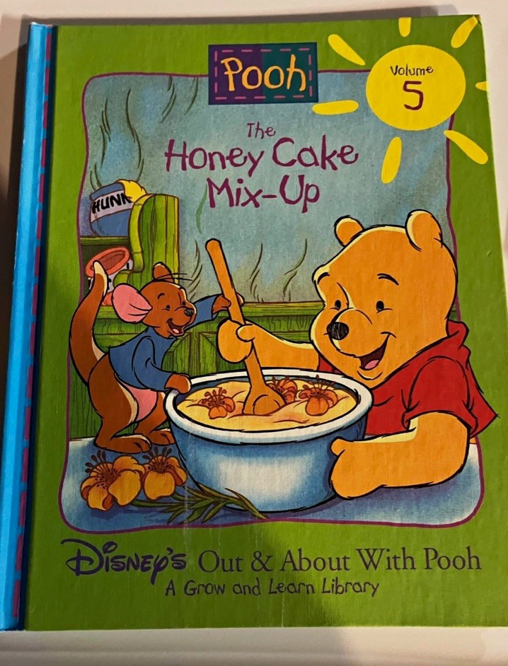 Vintage 1996 Disney Winnie The Pooh The Honey Cake Mix-Up Hardcover Volume 5