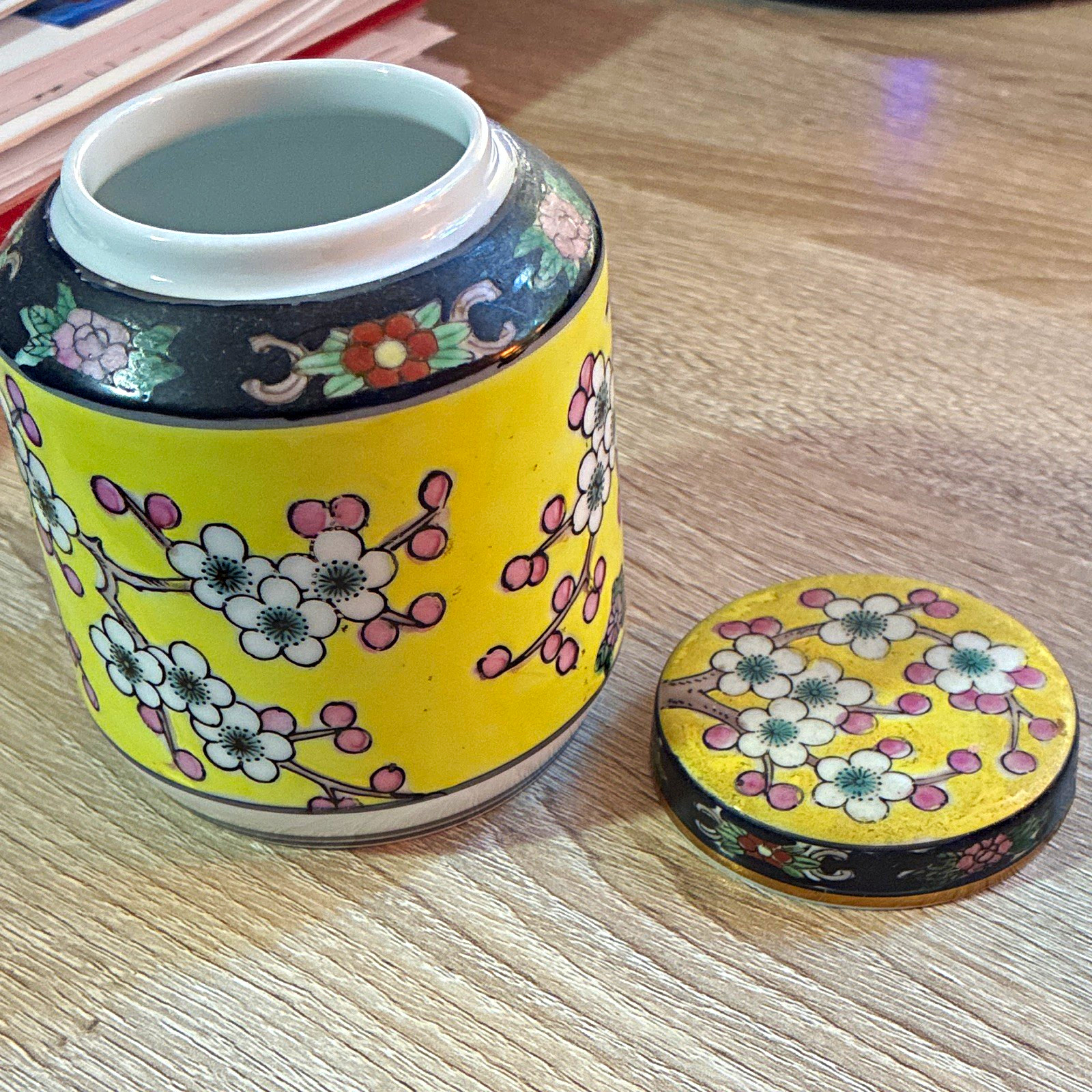 Chinese Lidded Porcelain Jar Vase, Yellow Floral Design, Blue Character Mark