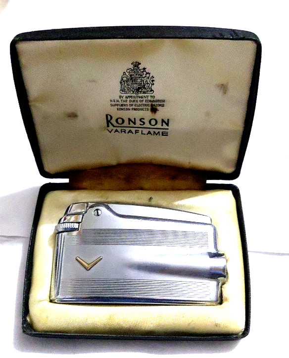 Antique Vintage Ronson Varaflame Lighter Chrome Case for Parts or Repair Antique Vintage Ronson Varaflame Lighter Chrome Case for Parts or Repair