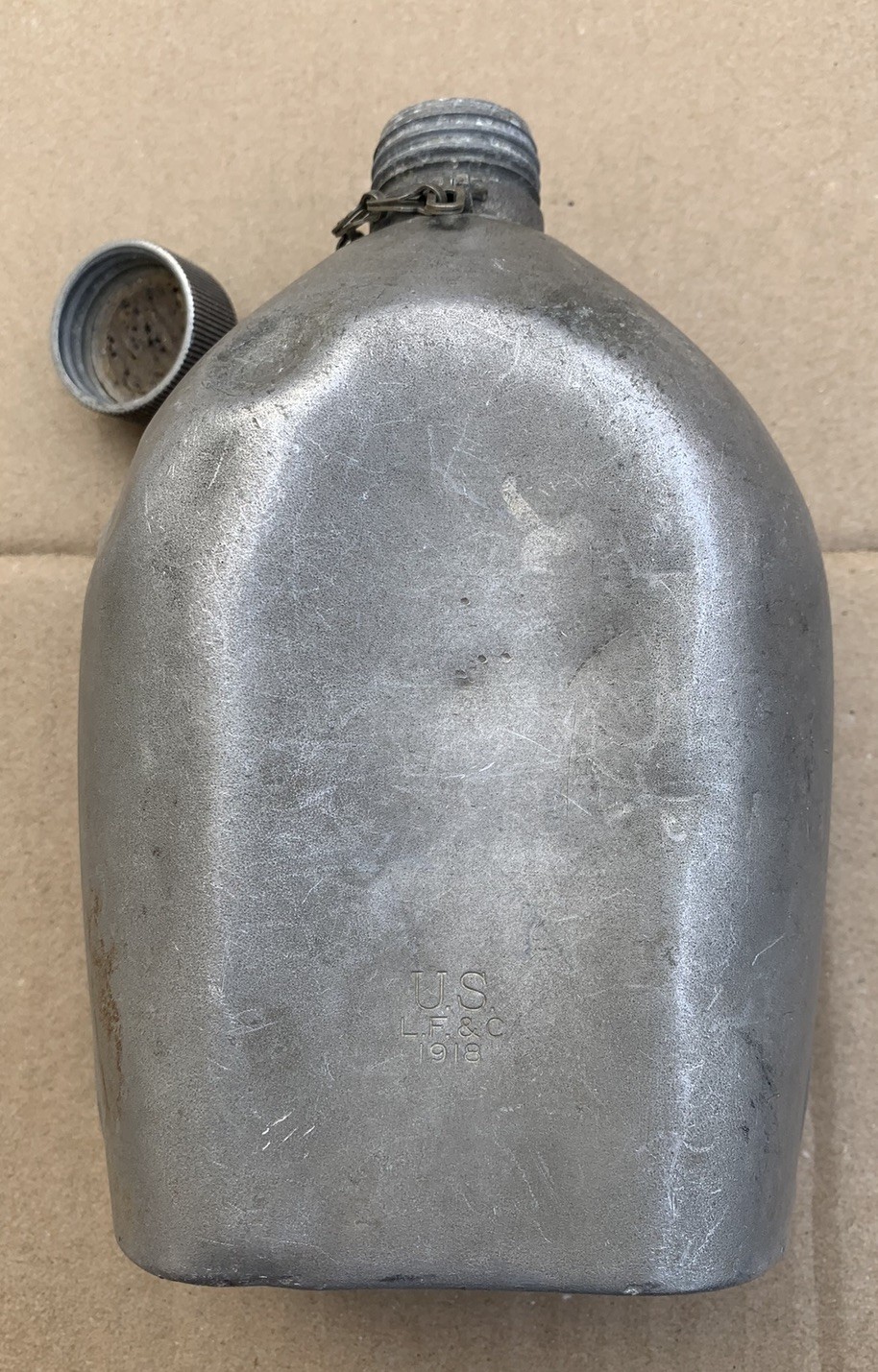 Original WWI US Military Canteen 1918 Dated