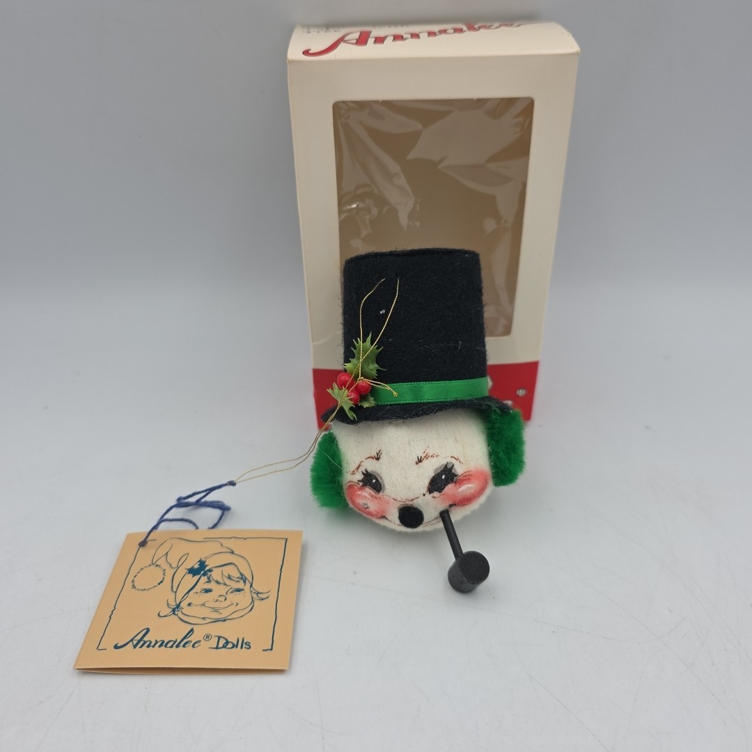 Vintage 1983 Annalee Christmas Ornament Trim A Tree With Annalee Frosty Snowman