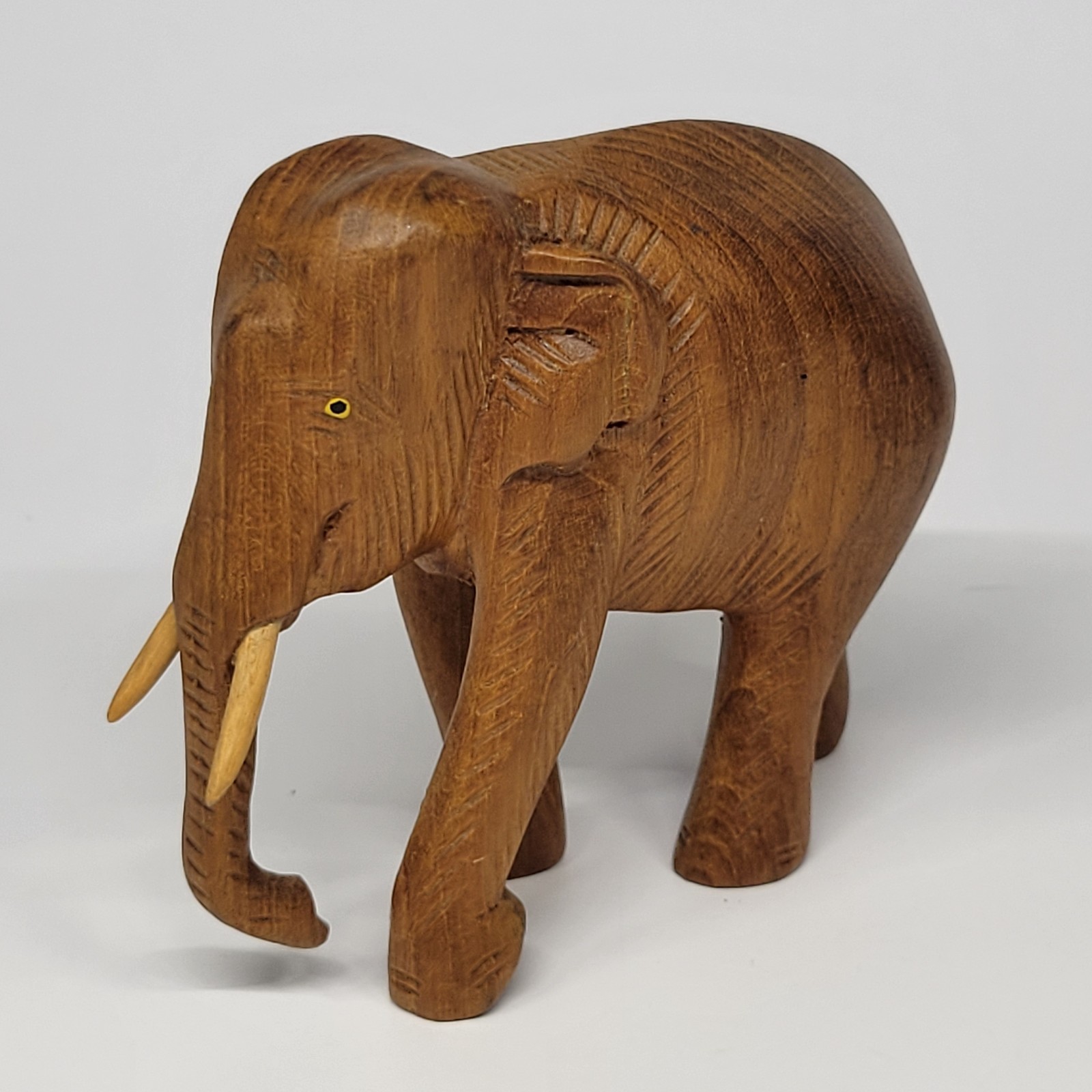 Vintage Hand Carved Small Wooden Elephant Figurine Home Decor 3.5\