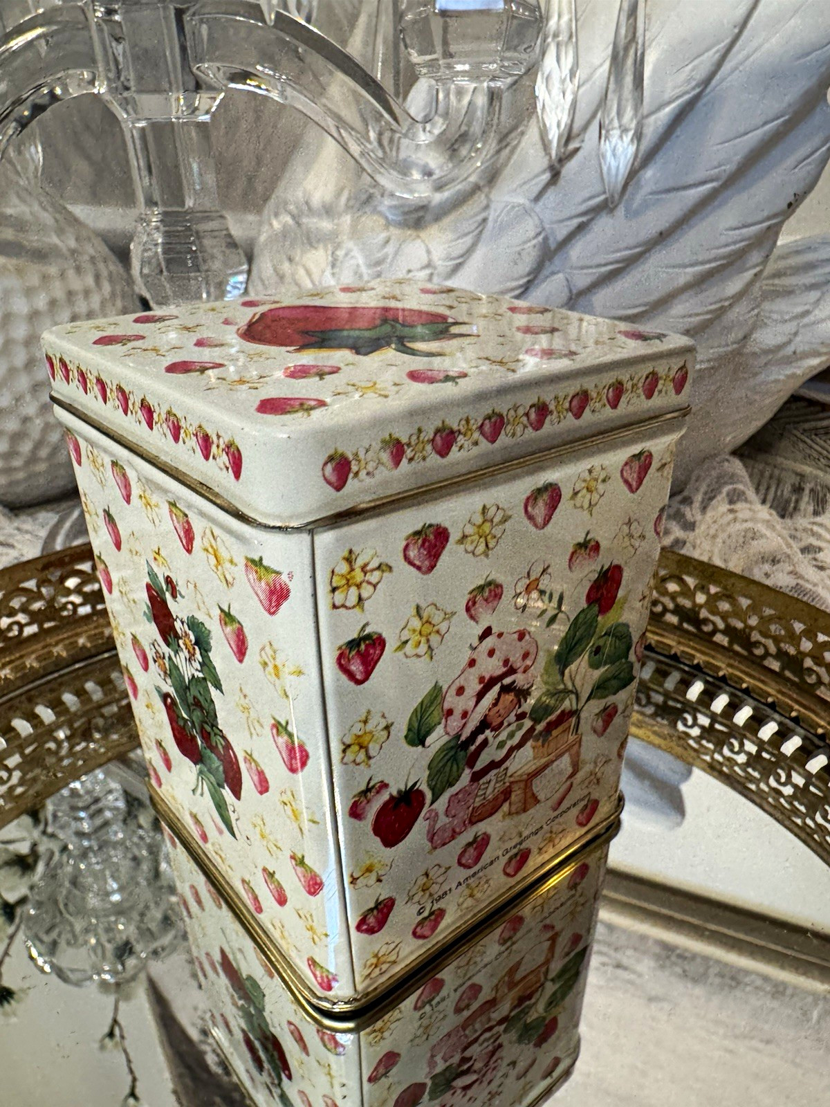 Vintage Strawberry Shortcake Tin Metal Canister Container Bristolware 1981 5\