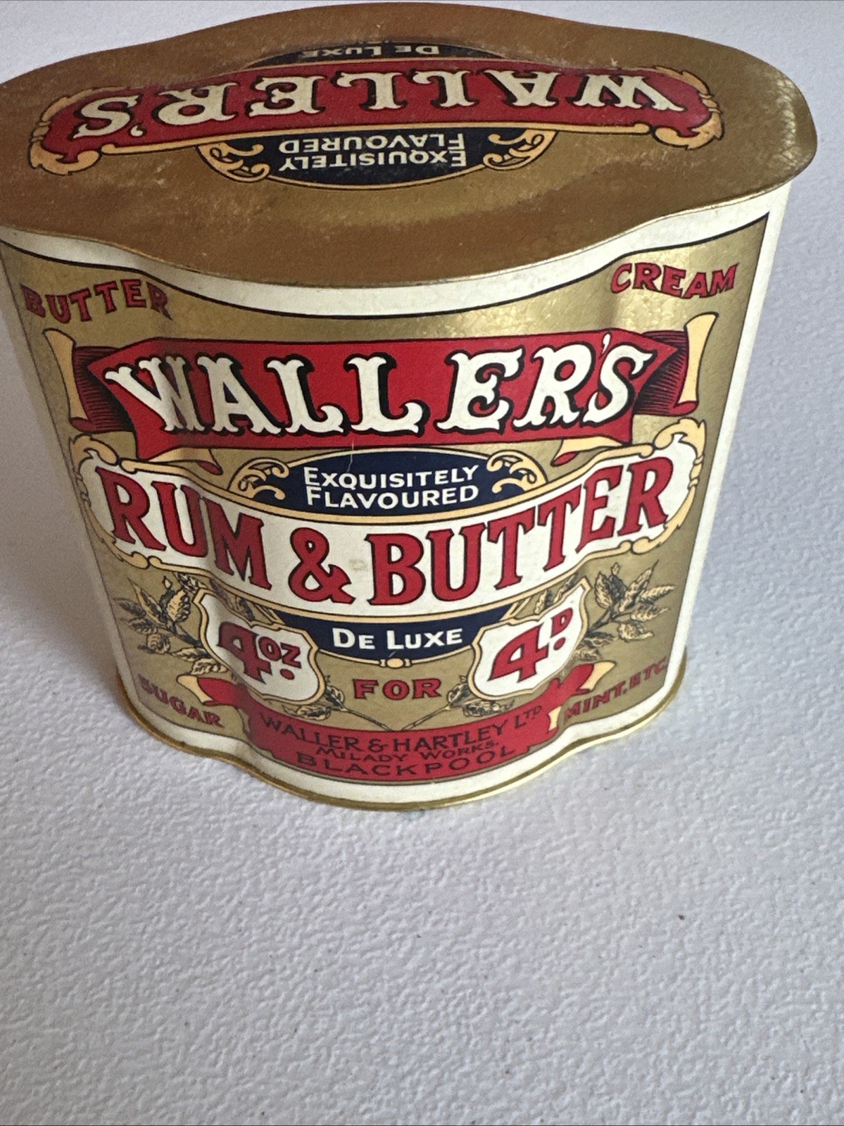 VINTAGE WALLER'S RUM & BUTTER TIN