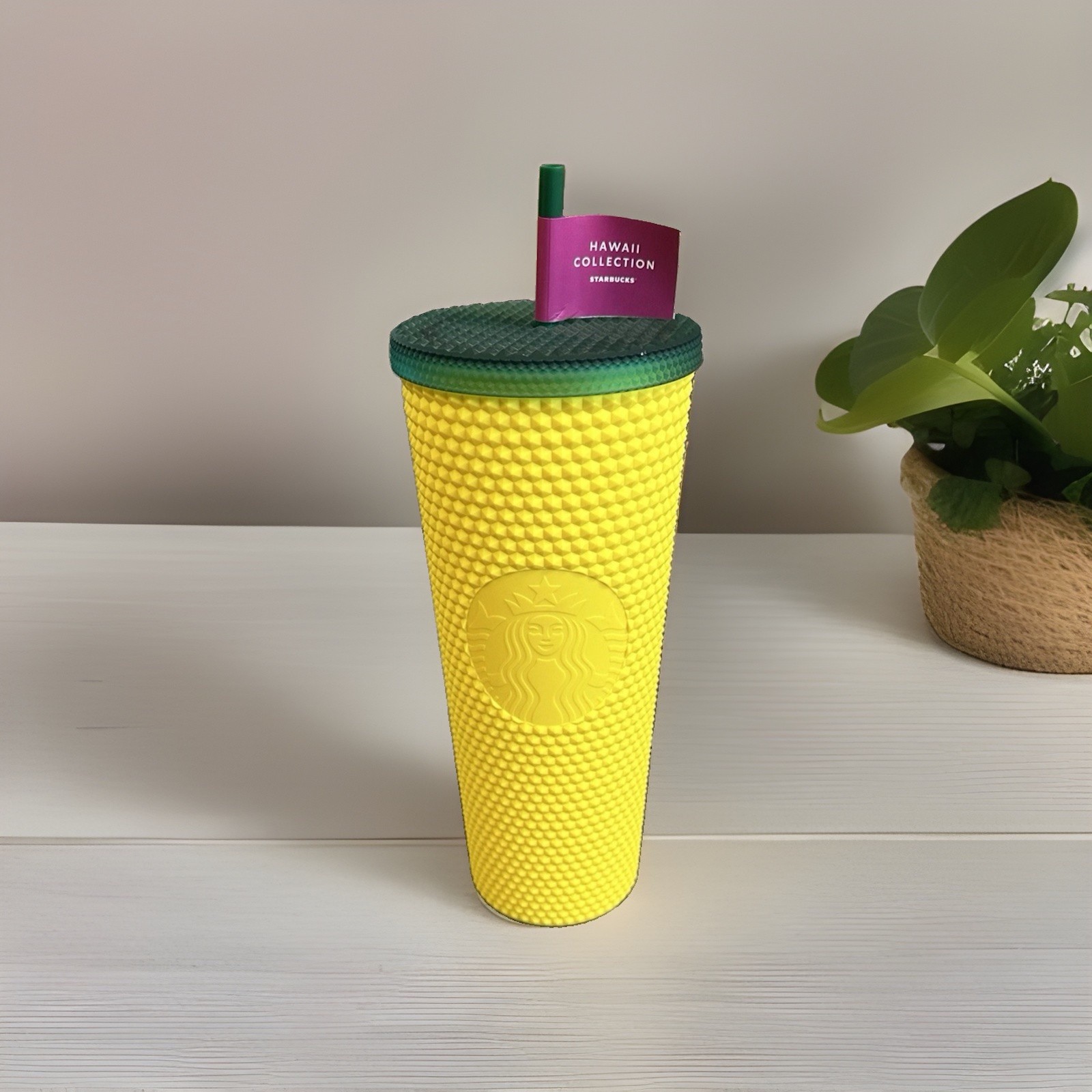 NEW Starbucks Hawaii Exclusive 2021 Pineapple Matte Studded Tumbler Cup 24oz nwt
