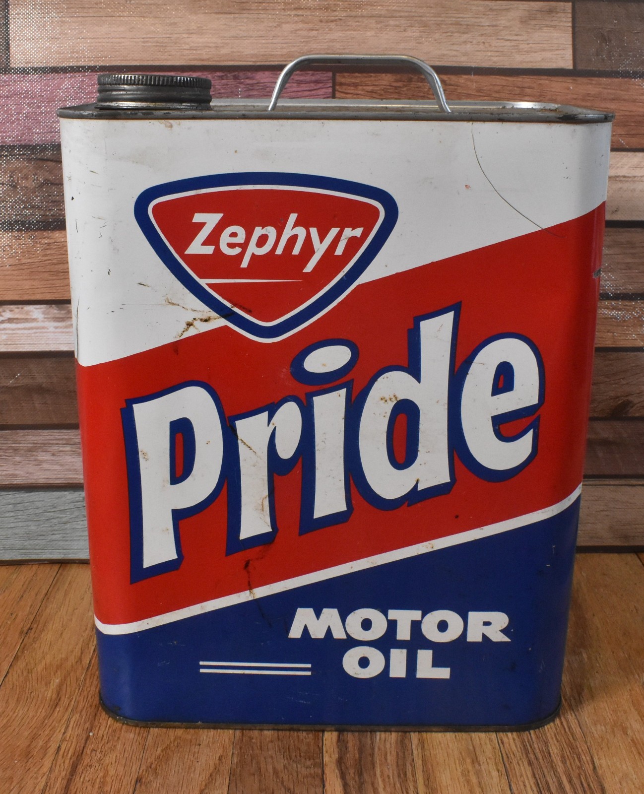 Vintage Zephyr Pride Motor Oil Naph Sol Refining Co 2 Gallon Metal Can FULL 