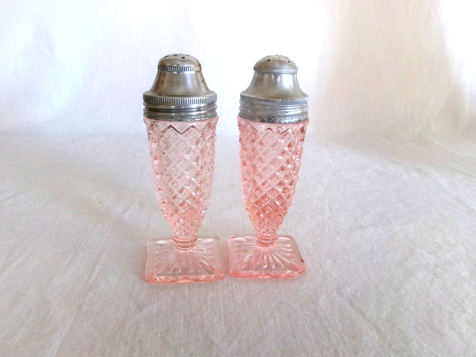 Pair PINK MISS AMERICA SALT & PEPPER SHAKERS - Hocking Depression Glass Pair PINK MISS AMERICA SALT & PEPPER SHAKERS - Hocking Depression Glass