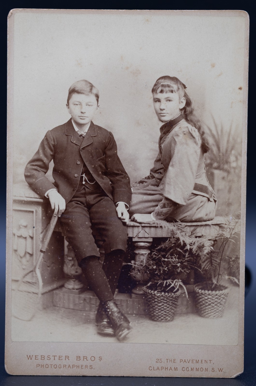 Antique 1890s Cabinet Card Photo Sibling Identification Early Tennis Racket Lond