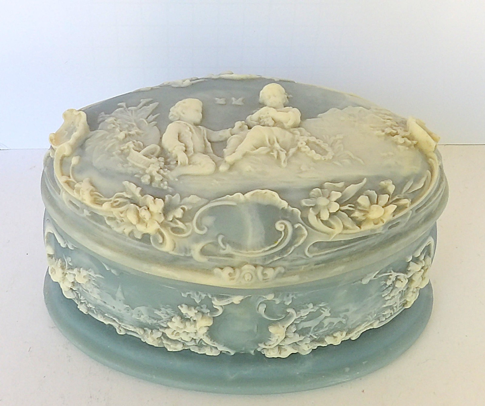 VINTAGE BLUE INCOLAY STONE JEWELRY BOX CHILDREN WEAVING FLOWER WREATHS
