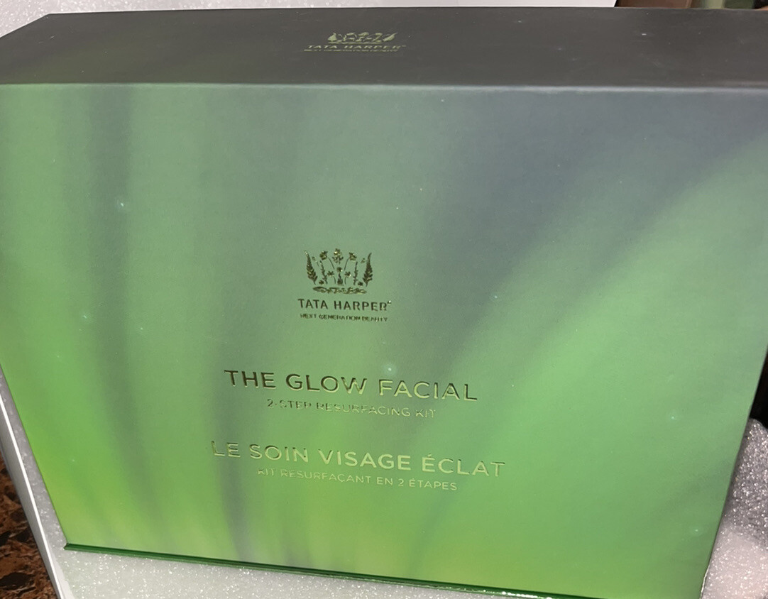 Tata Harper The Glow Facial kit. NEW IN GIFT BOX