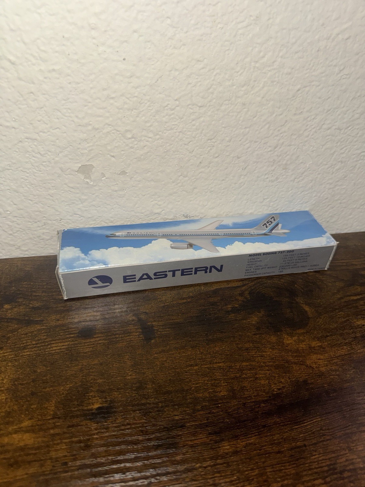 Vintage Air Jet Advance Eastern Air Lines Boeing 757-200 1:200 Scale With Box Vintage Air Jet Advance Eastern Air Lines Boeing 757-200 1:200 Scale With Box