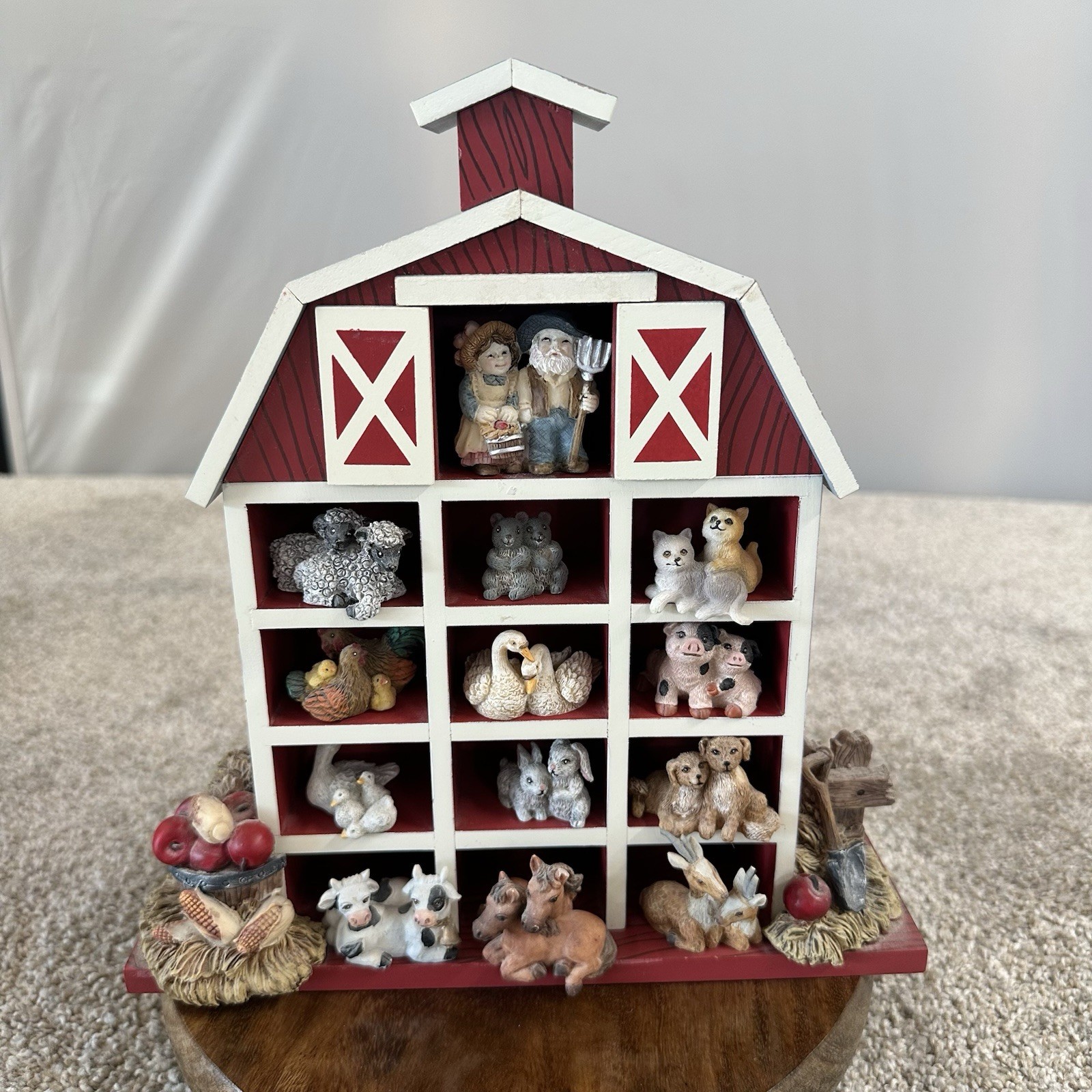Country Barn Figurine Display Frame w/13 Farm Animal Figurines Classic Treasures