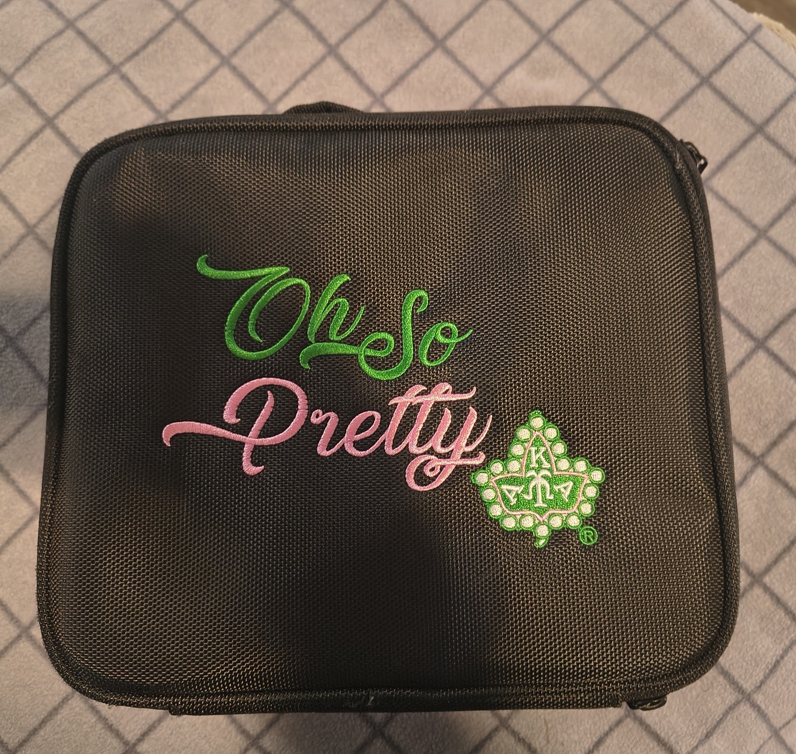 Alpha Kappa Alpha AKA “Oh So Pretty” Cosmetic Organizer Case