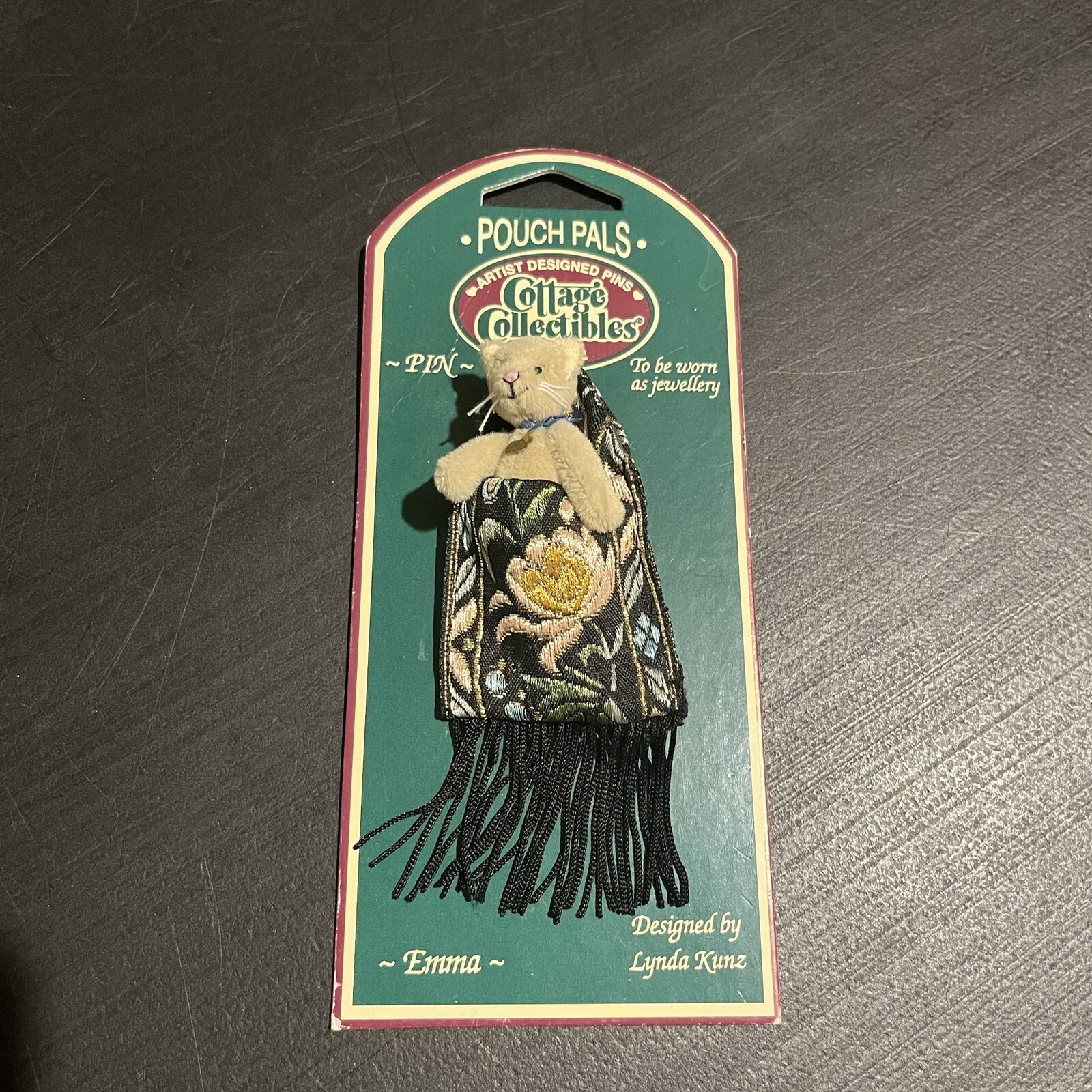 Cottage Collectibles Pouch Pals Emma Cat In Pouch Pin NEW
