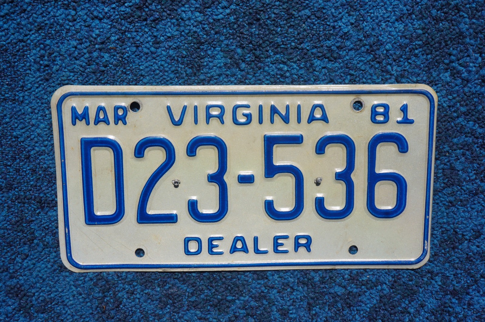 1980 1981 VIENA Virginia DEALER License Plate - MOORE CADILLAC