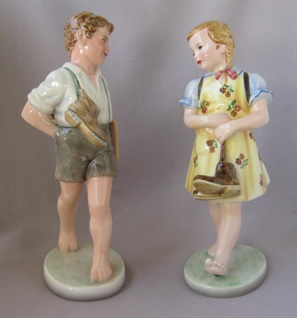 Original Set Keramos Dakon Glass Porcelain School Boy Girl Wien Austria Vienna