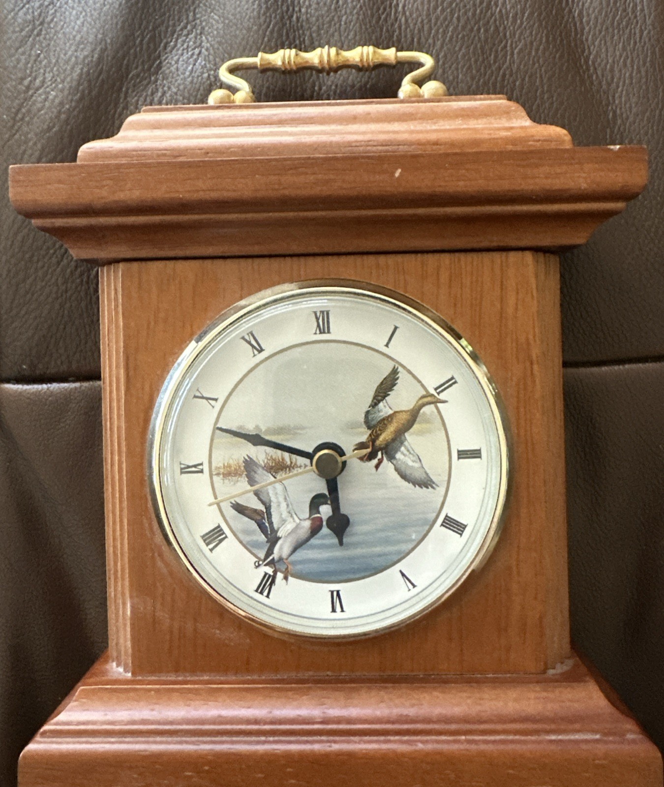 Vintage 1996 Hadley Collection Wood Footed Desk Mantel Clock Mallard Ducks Vintage 1996 Hadley Collection Wood Footed Desk Mantel Clock Mallard Ducks