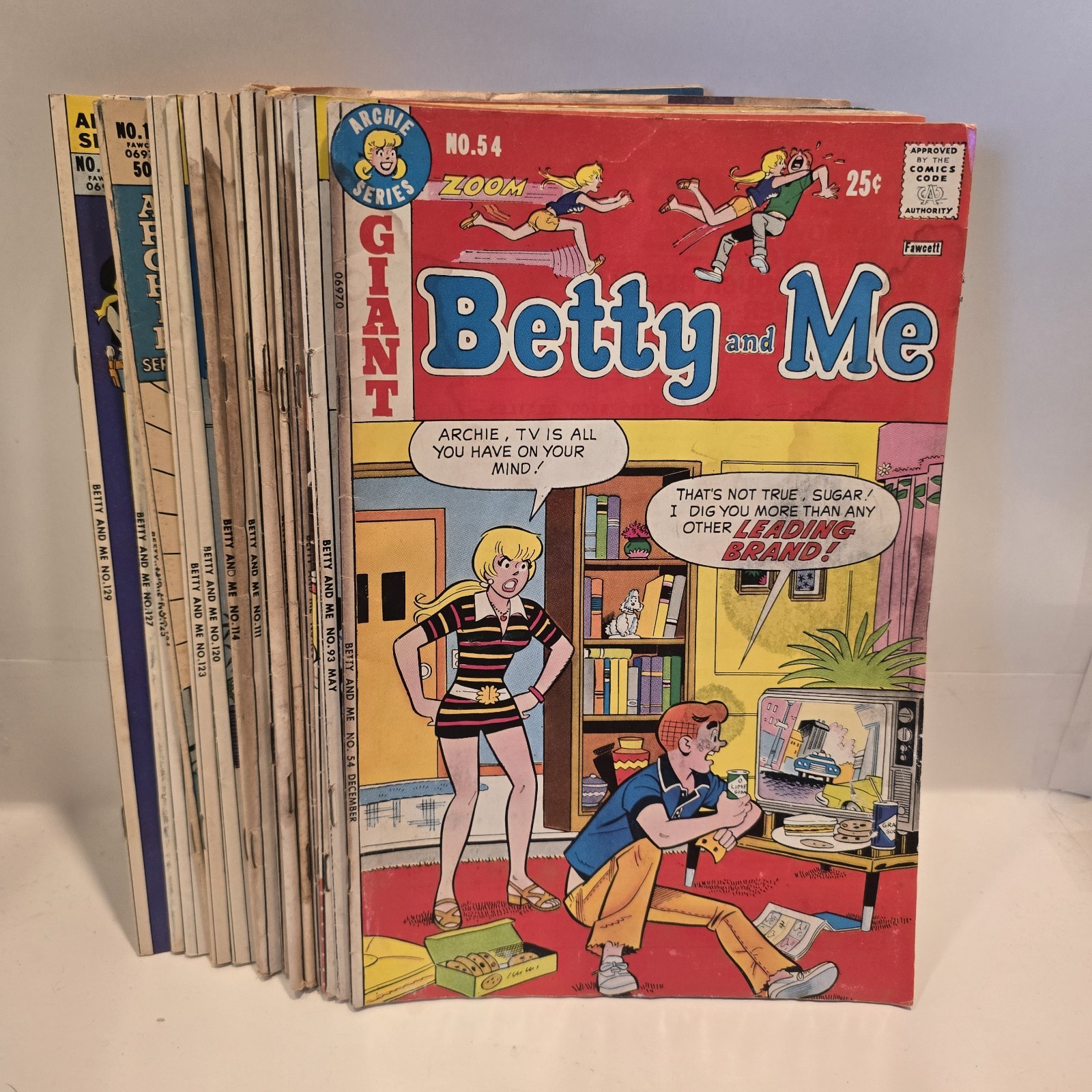Archie Comics Betty And Me Lot 15 - 54 93 95 100 102 103 106 111 114 120 123 ++