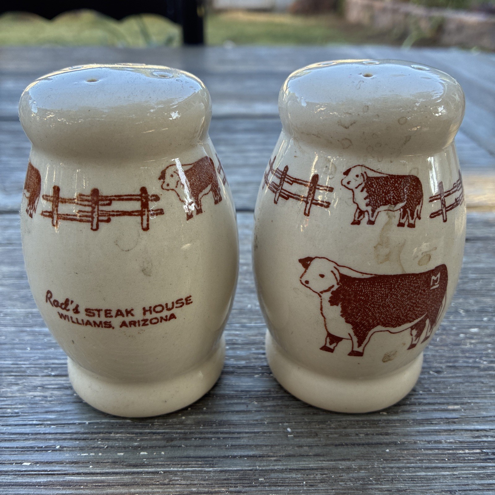 ROD'S STEAK HOUSE RESTAURANT Arizona Rt. 66 Salt Pepper Shakers Restaurant Ware