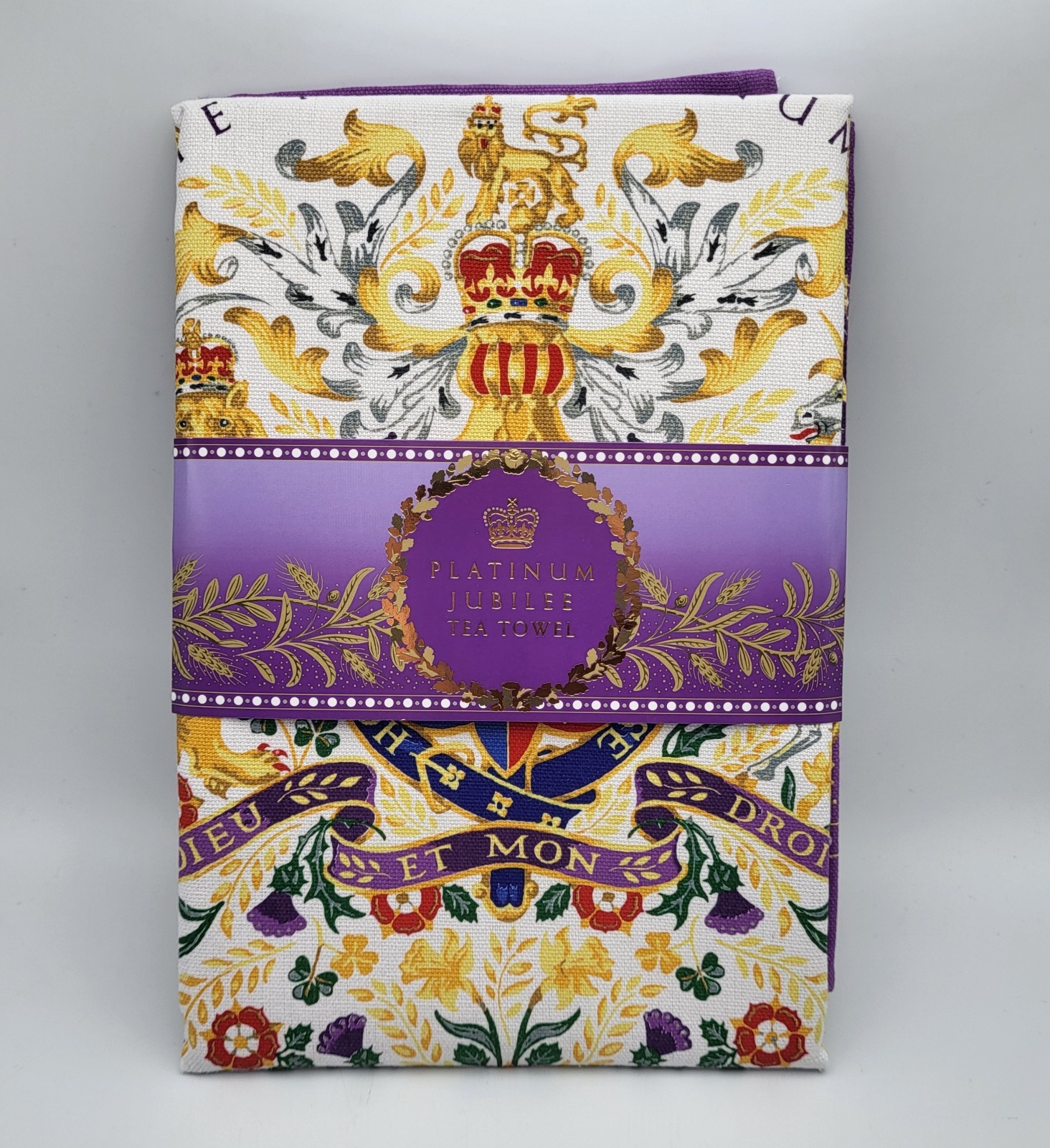 Official Royal Collection Platinum Jubilee Queen Elizabeth II Tea Towel 2022 New