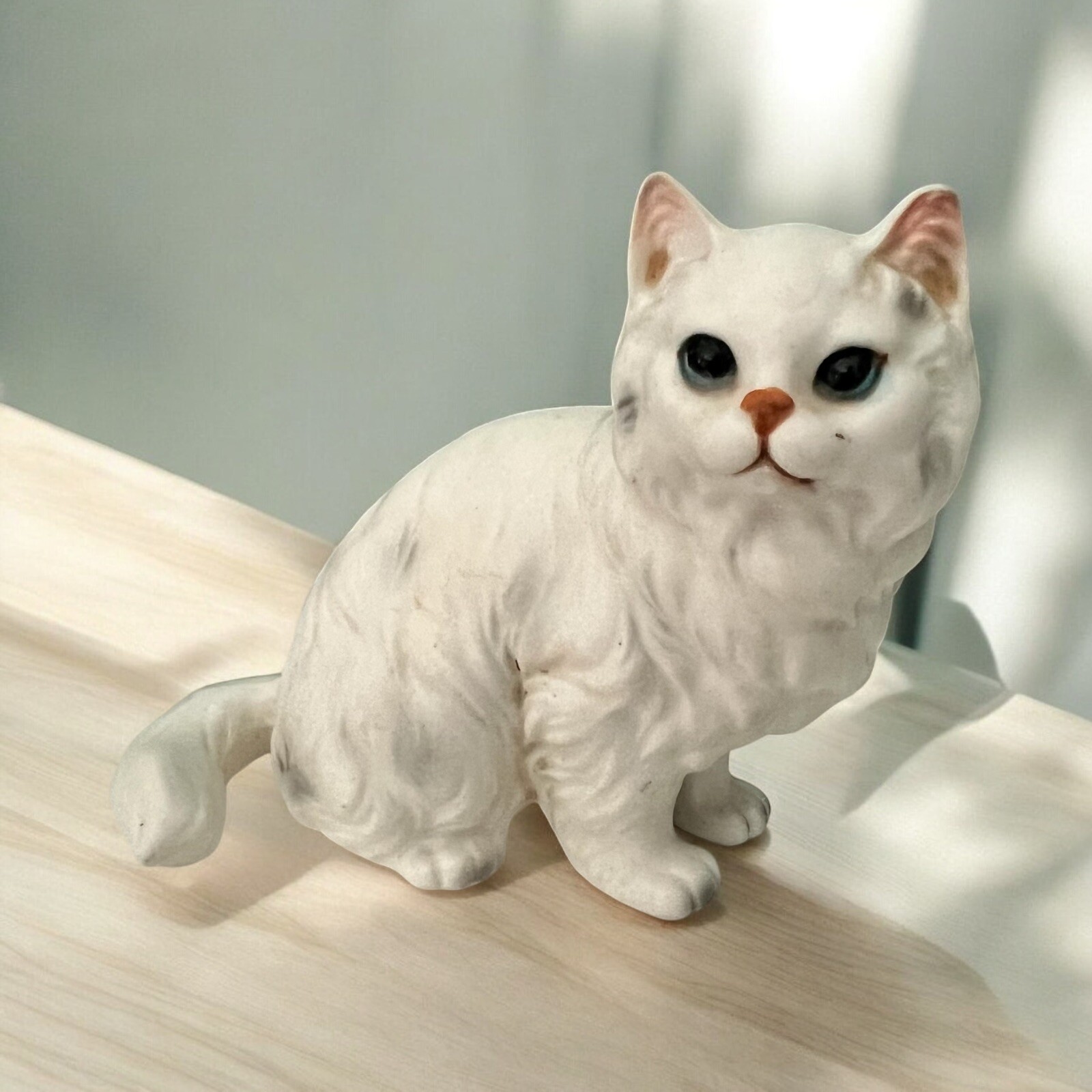 Vintage NapcoWare Bone China Cat Kitten Statue Figurine C9050  White 3” Tall