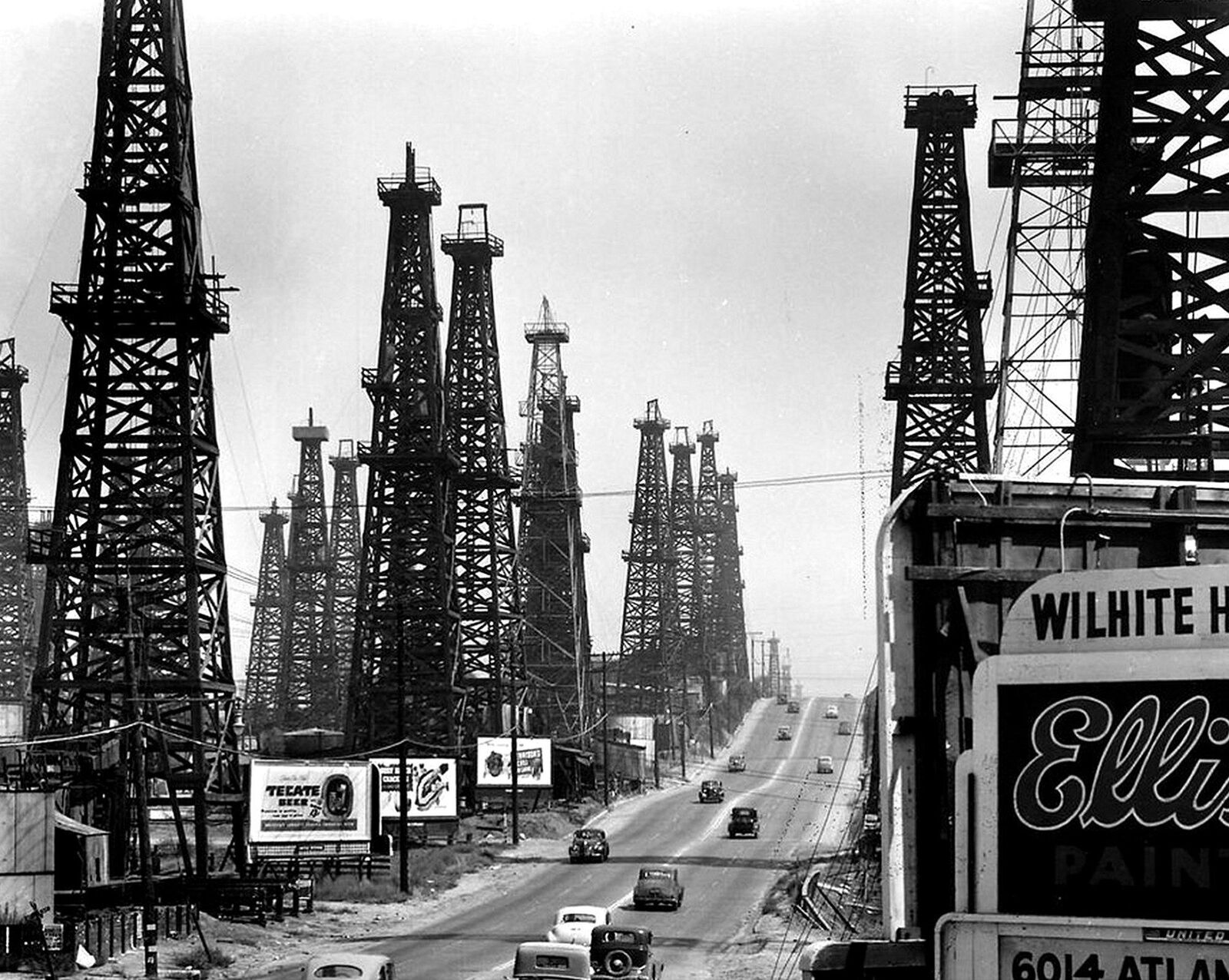 1948 LONG BEACH California Oil Fields BORDERLESS 8X10 Photo