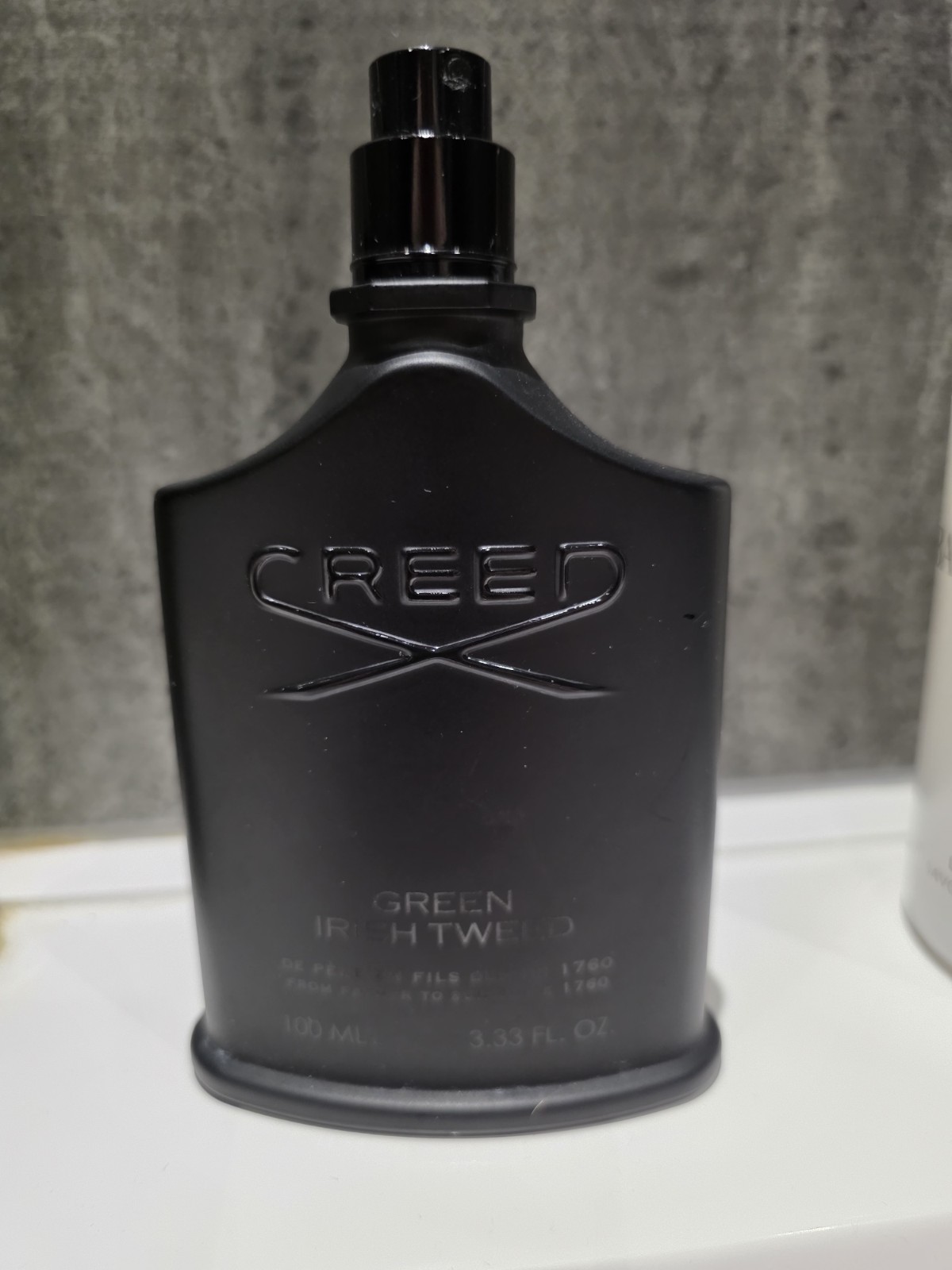 Aventus Creed Green Irish Tweed 100ml Original Empty Bottle as shown