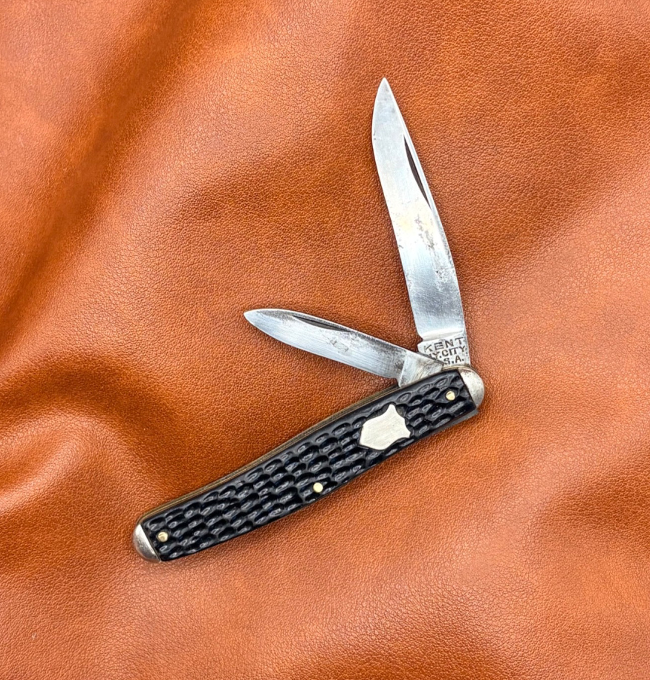 Vintage KENT N.Y. CITY 2 Blade Jack Pocket Knife Black Jigged Handle USA