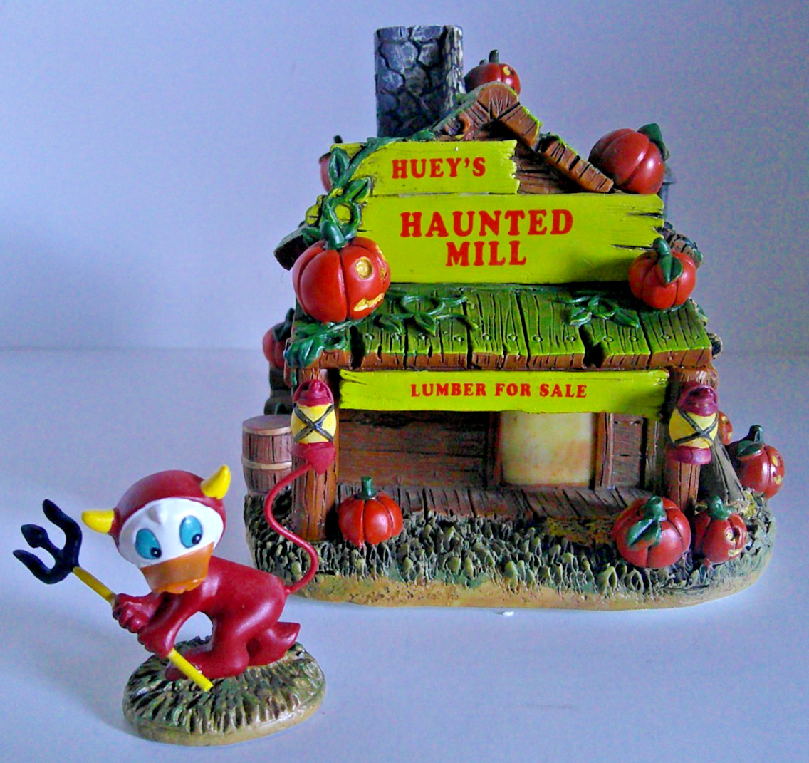 Hawthorne Village Disney Halloween Harvest Village Lighted Huey's Haunted Mill
