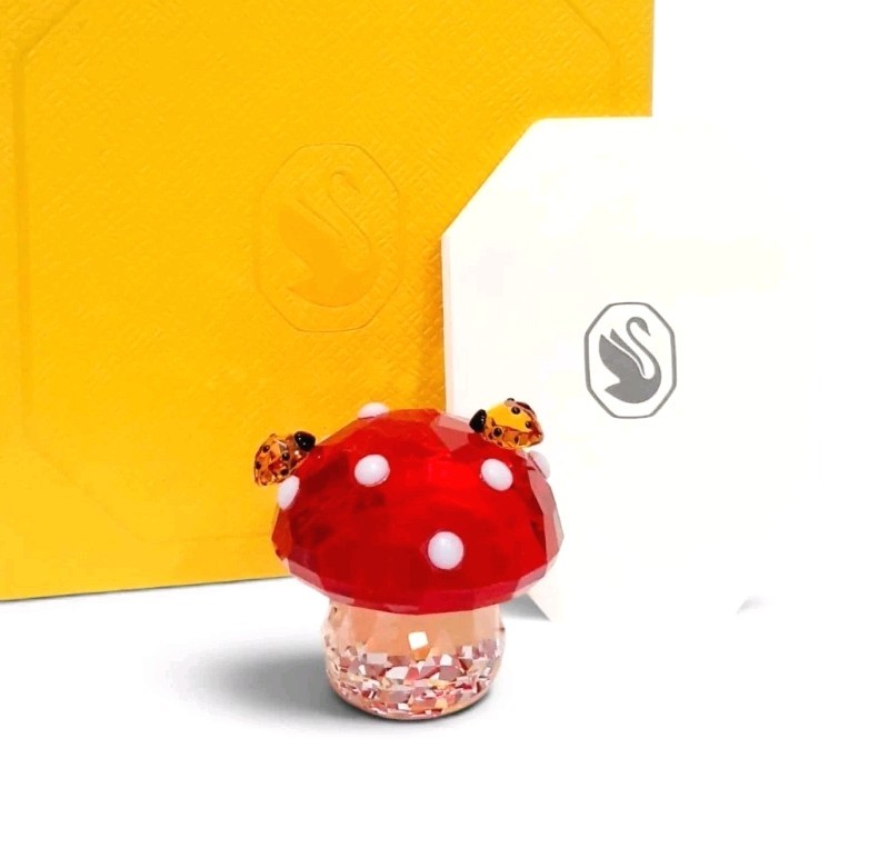 Swarovski Idyllia Mushroom and Ladybugs - 5683436 Rare 