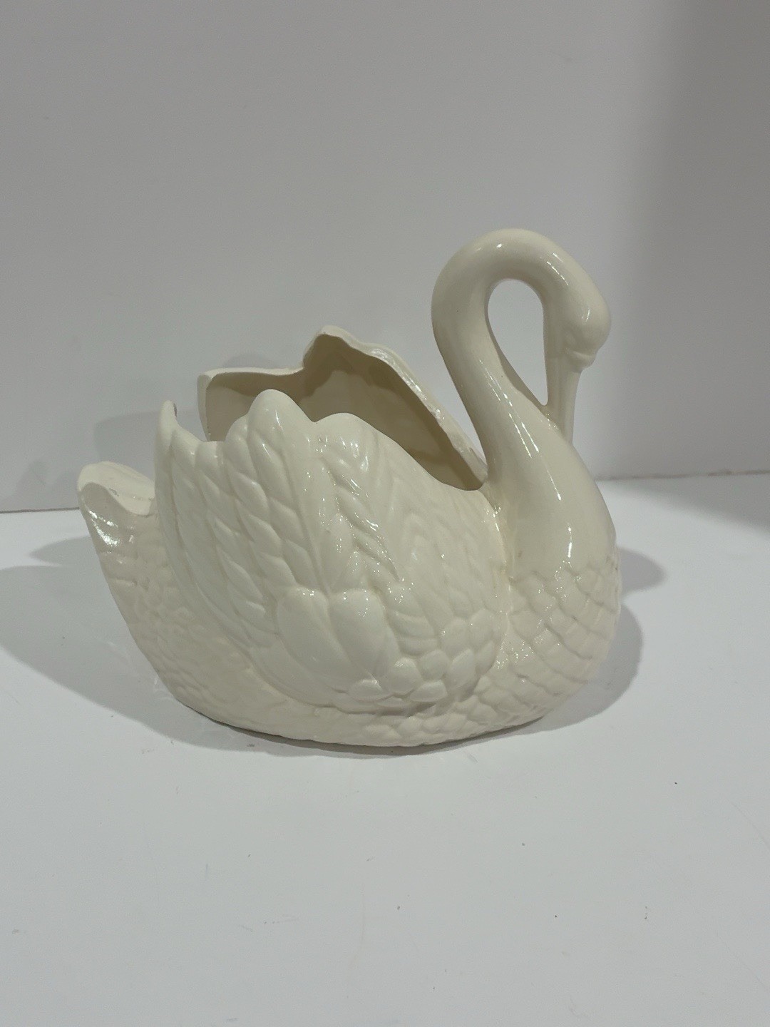 Vintage Holland Mold 9” White Ceramic Swan Planter Vase READ