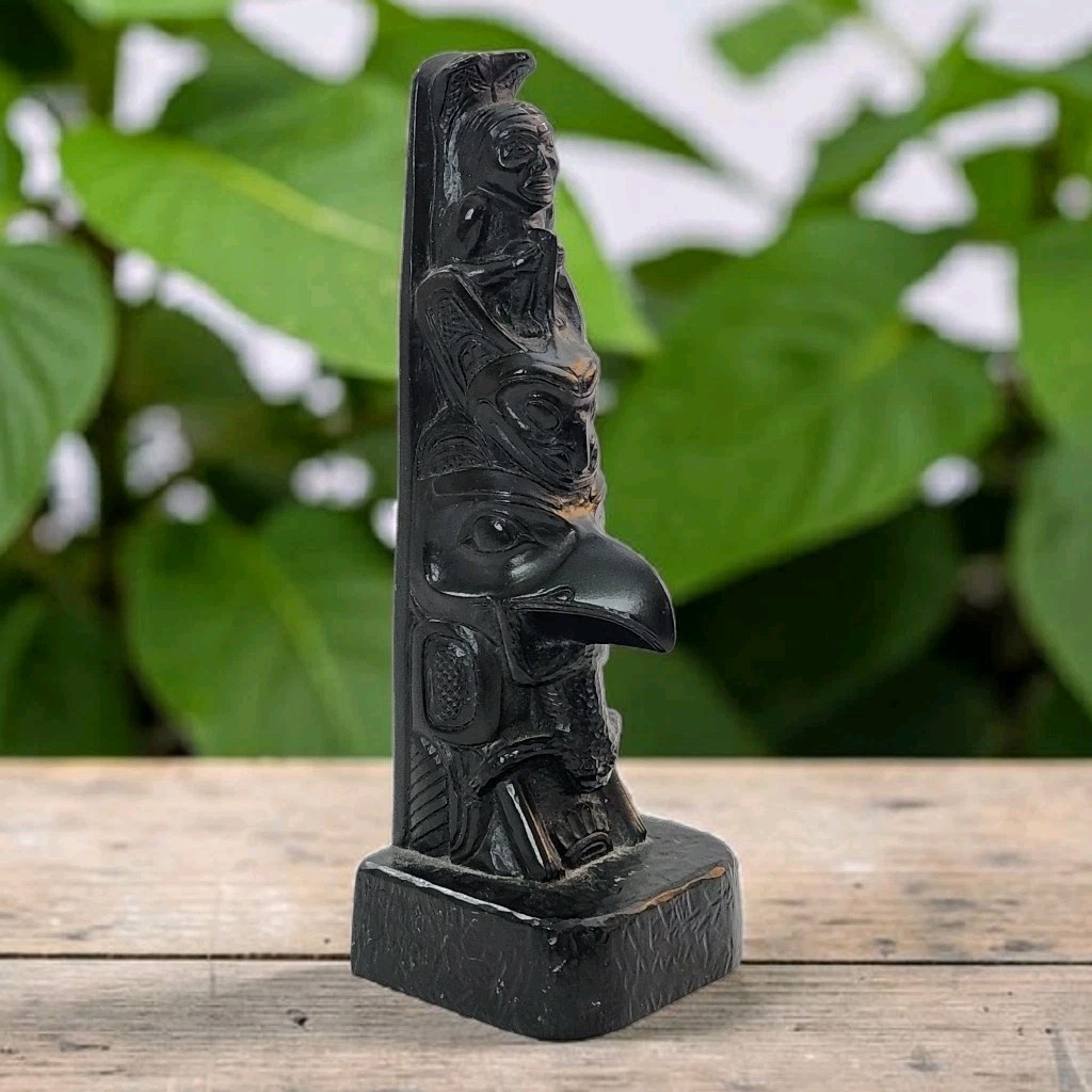 Vtg Boma Haida Totem Pole Argillite Frog, Sea Eagle, Owl & Native Top 6.75\