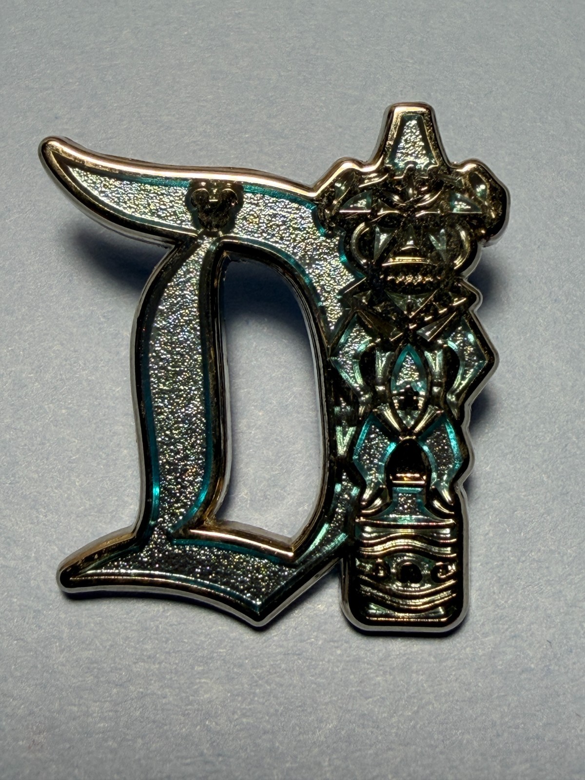 2019 Disney Pin Hidden Mickey Disneyland D \