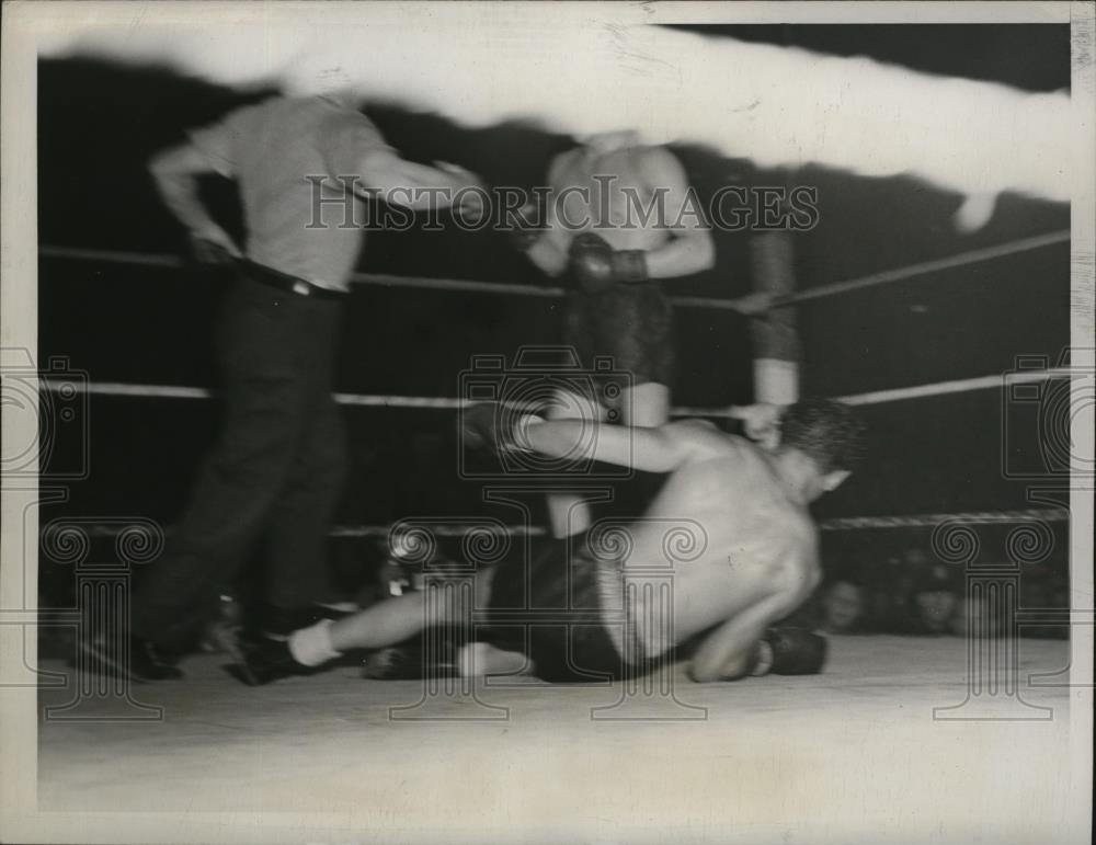 1946 Press Photo Jimmy Doyle vs Artie Levine at Cleveland Ohio bout