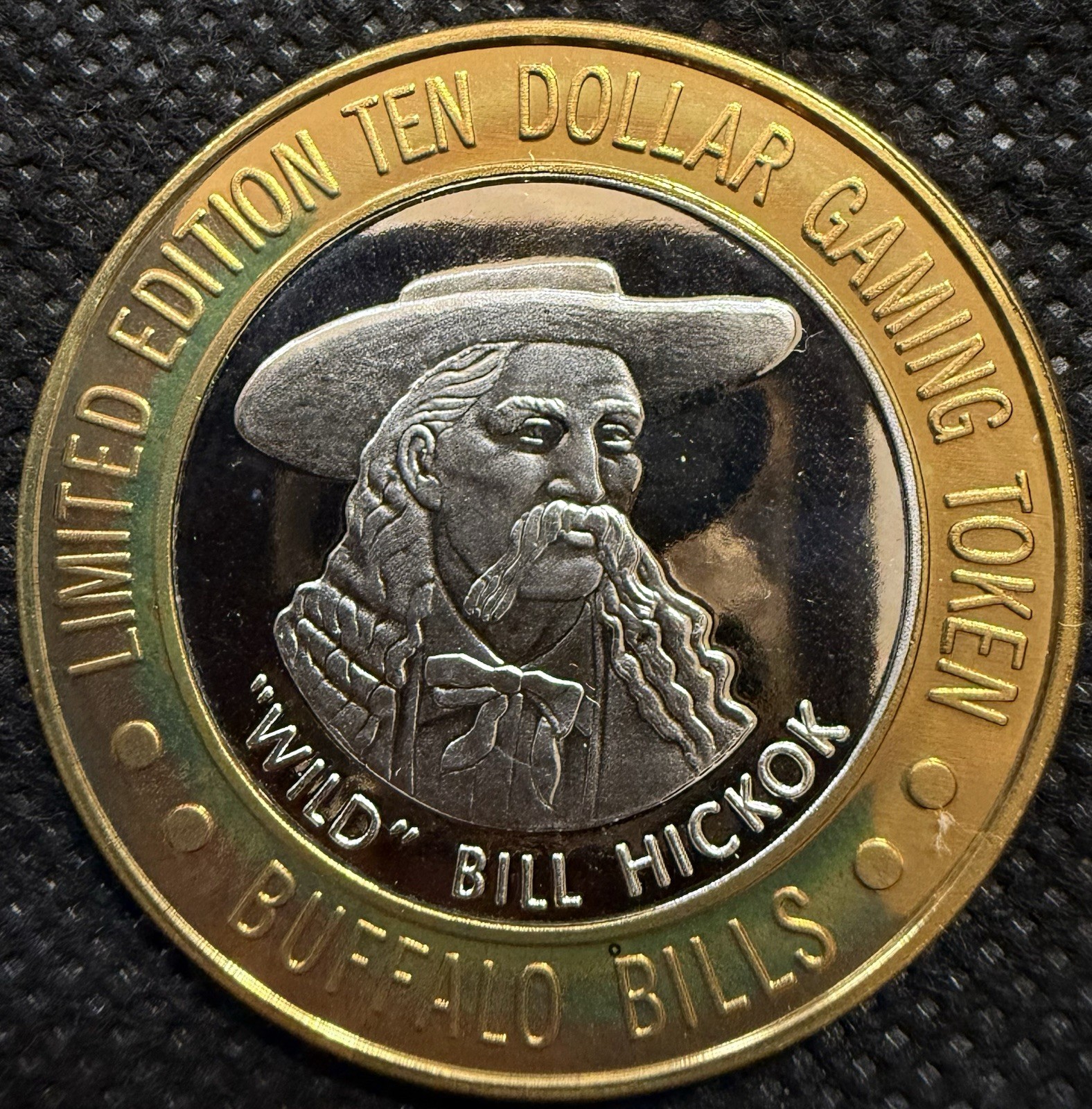 WILD BILL HICKOK BUFFALO BILLS CASINO RARE Limited Edition 999% .6 Oz Pure Silvr