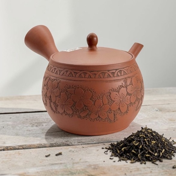 Tokoname Japanese Teapot Syudei Red clay Round Sakura Kyusu by Gyokko Japan