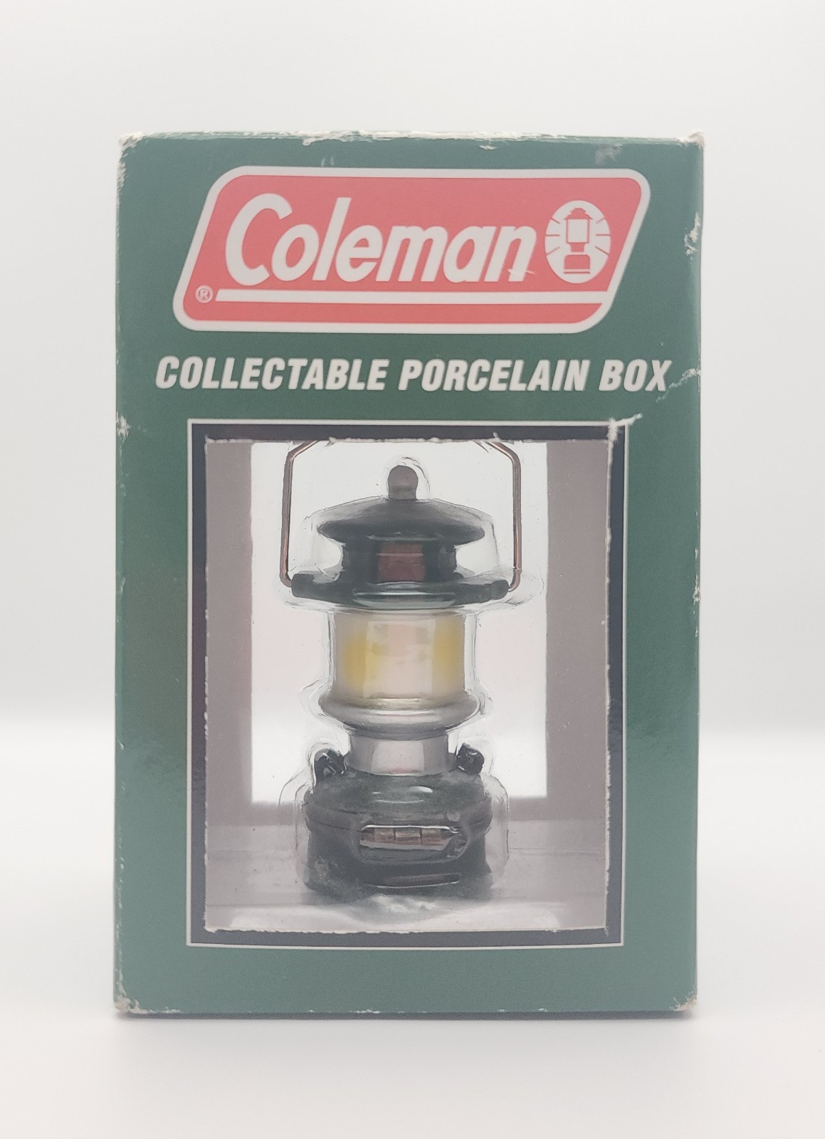 COLEMAN LANTERN VINTAGE | 2000s PORCELAIN HINGED MINIATURE TRINKET BOX 3IN COLEMAN LANTERN VINTAGE | 2000s PORCELAIN HINGED MINIATURE TRINKET BOX 3IN
