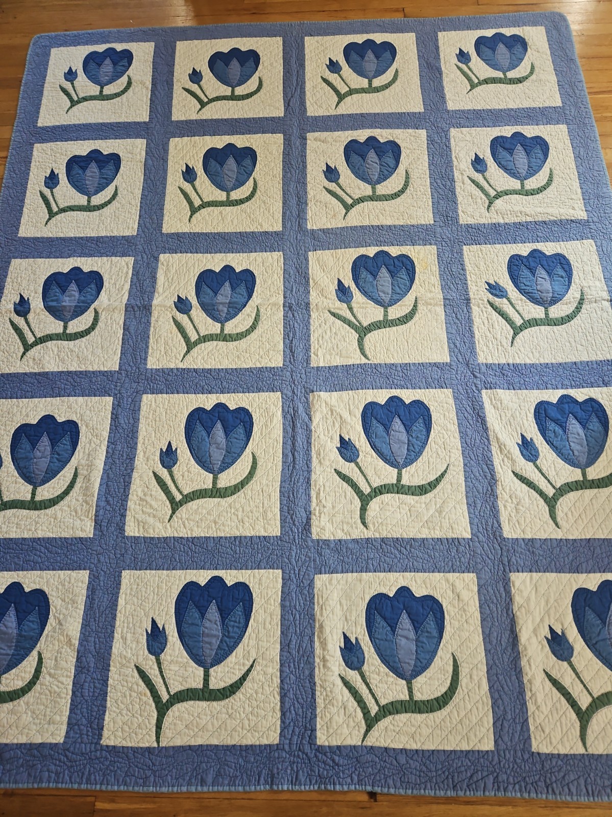 Beautiful Vintage Handmade Blue Tulip Flower Friendship Applique Quilt 80 Beautiful Vintage Handmade Blue Tulip Flower Friendship Applique Quilt 80