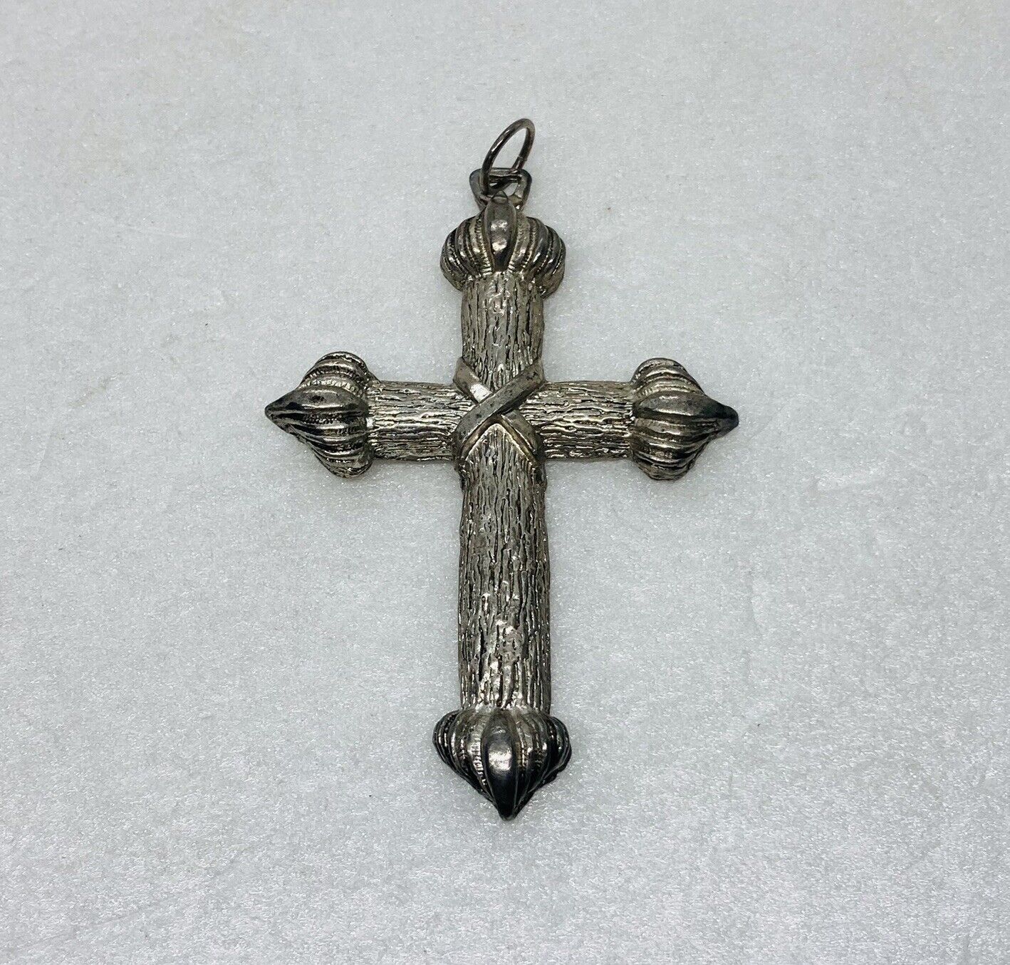Vintage 1970s Crucifix Cross Pendant Charm Keychain Necklace 2.75” Decor 16