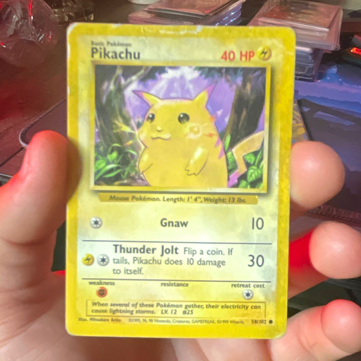 Wizards of the Coast 1999 Pokémon Base Set Pikachu 58/102 English Card