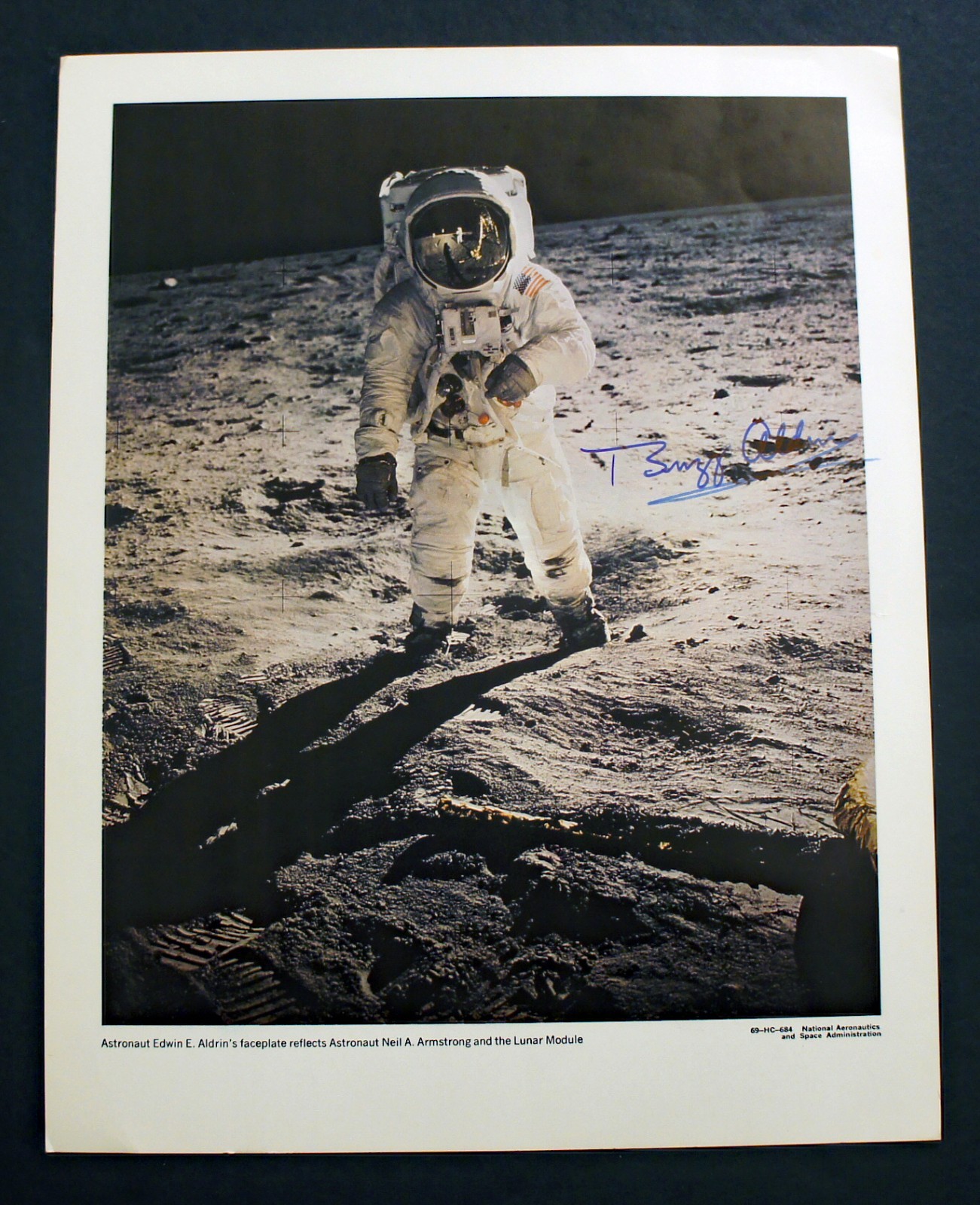 BUZZ ALDRIN SIGNED Large Apollo 11 \
