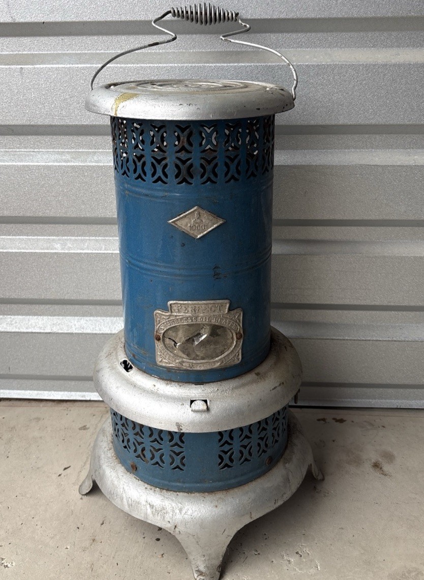 Perfection 630 Smokeless Oil Heater Blue Antique Kerosene Heating Stove
