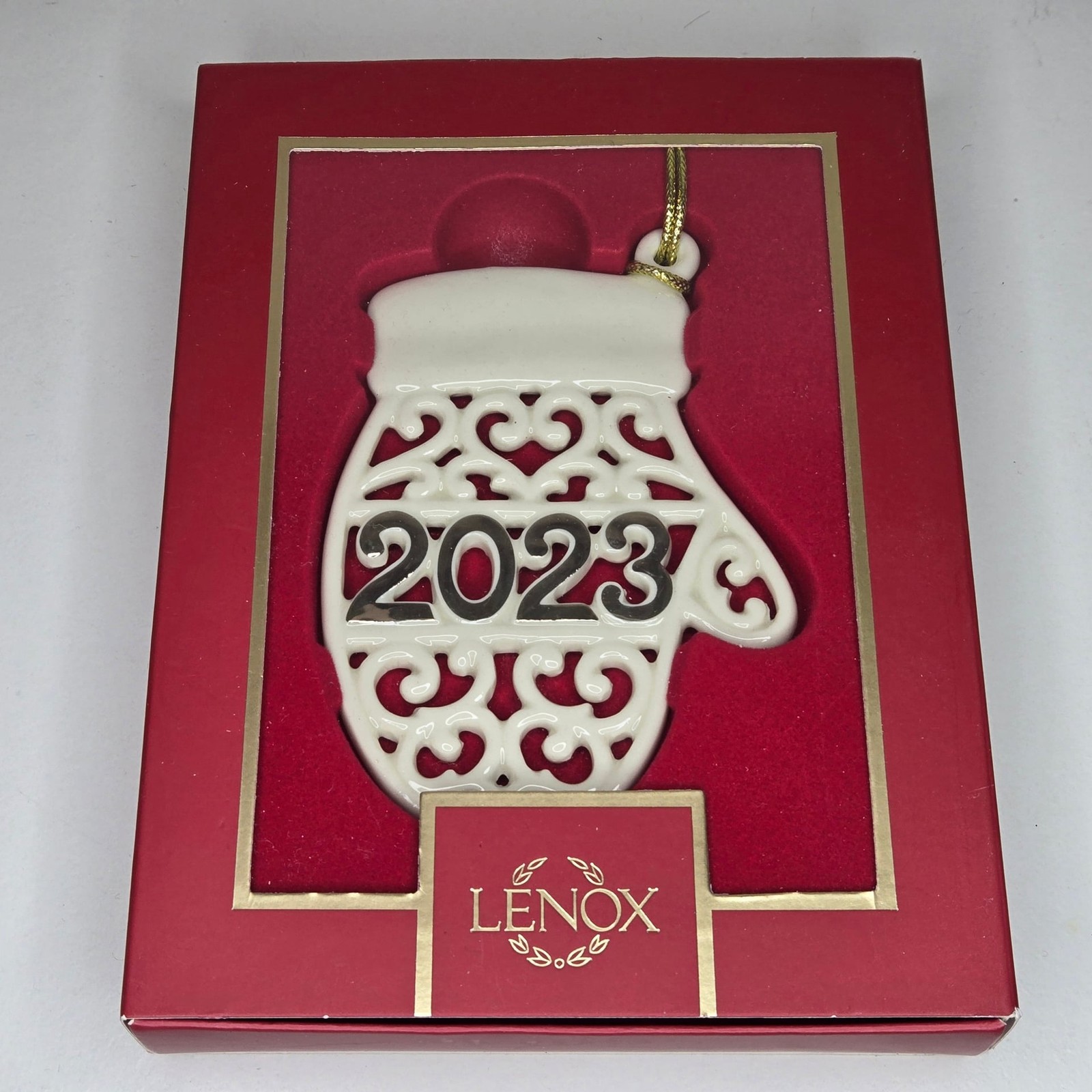 Lenox 2023 A Year To Remember Mitten Pierced Christmas Ornament New In Box