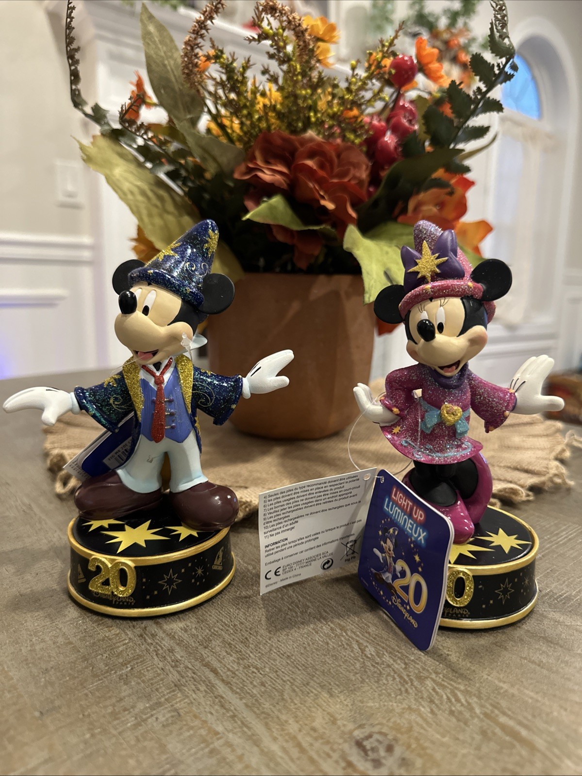 Very Rare Disneyland Paris 20th Anniversary Mickey & Minnie Figurine, NWT